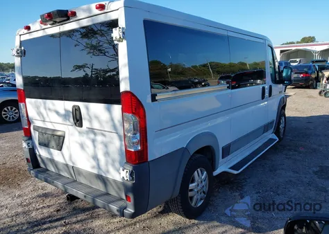 2017 Ram Promaster 1500 Low Roof 136 Wb z USA, uszkodzony, nr VIN 3C6TRVAG6HE516093
